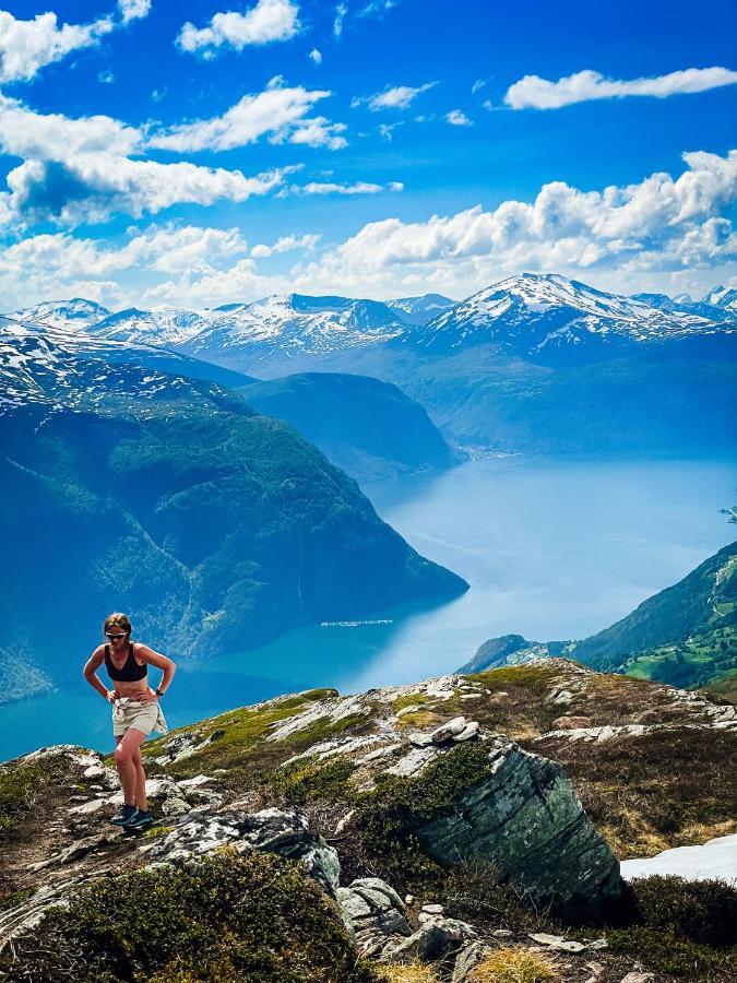 Valldal Fjord Lodge B&B Екстер'єр фото